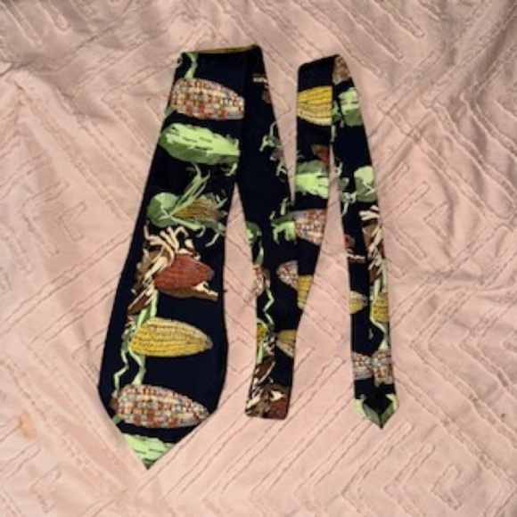 Nicole Miller Other - Nicole Miller Green and Yellow Corn Pattern Tie
